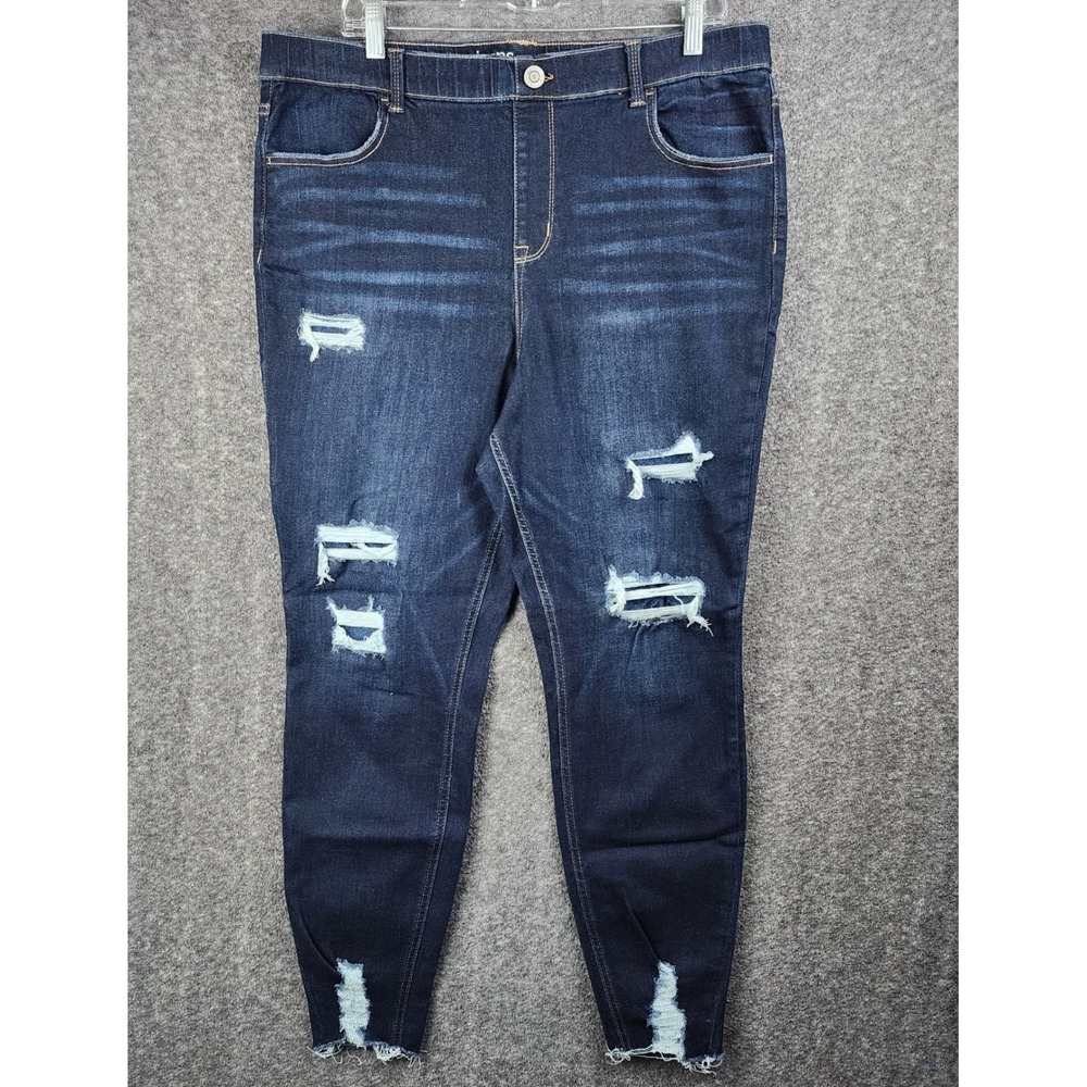 Maurices Jeans Womens XL Super High Rise Blue Distressed Frayed Hem EUC